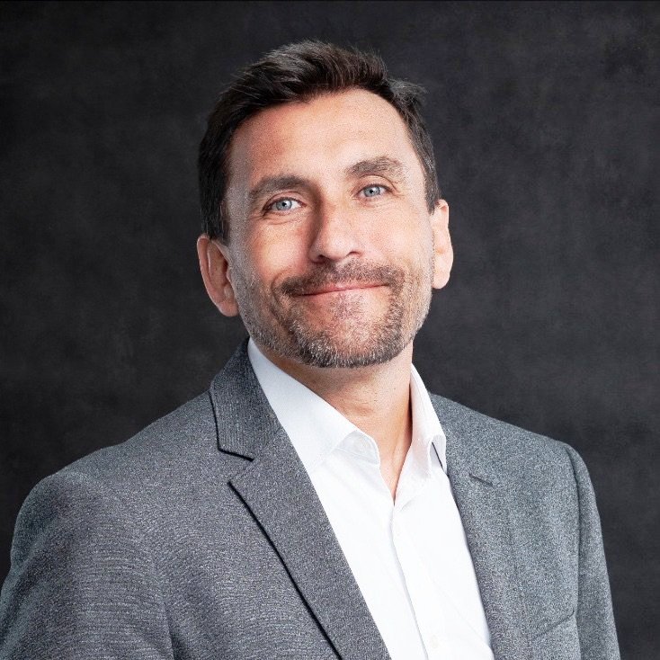 馃嚚馃嚤 Dr. Arnaldo Canales